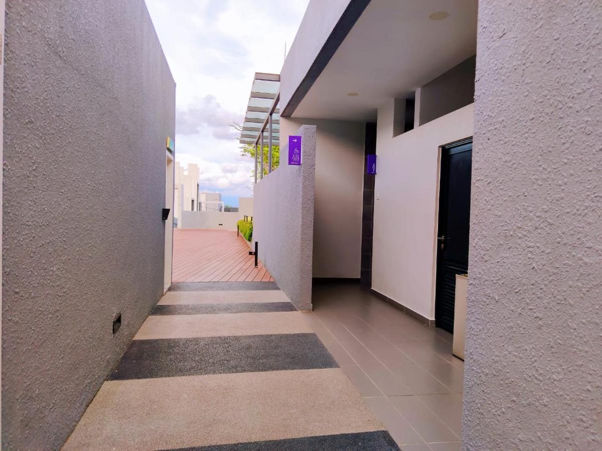 Maxine Suites Kuala Lumpur Exteriör bild