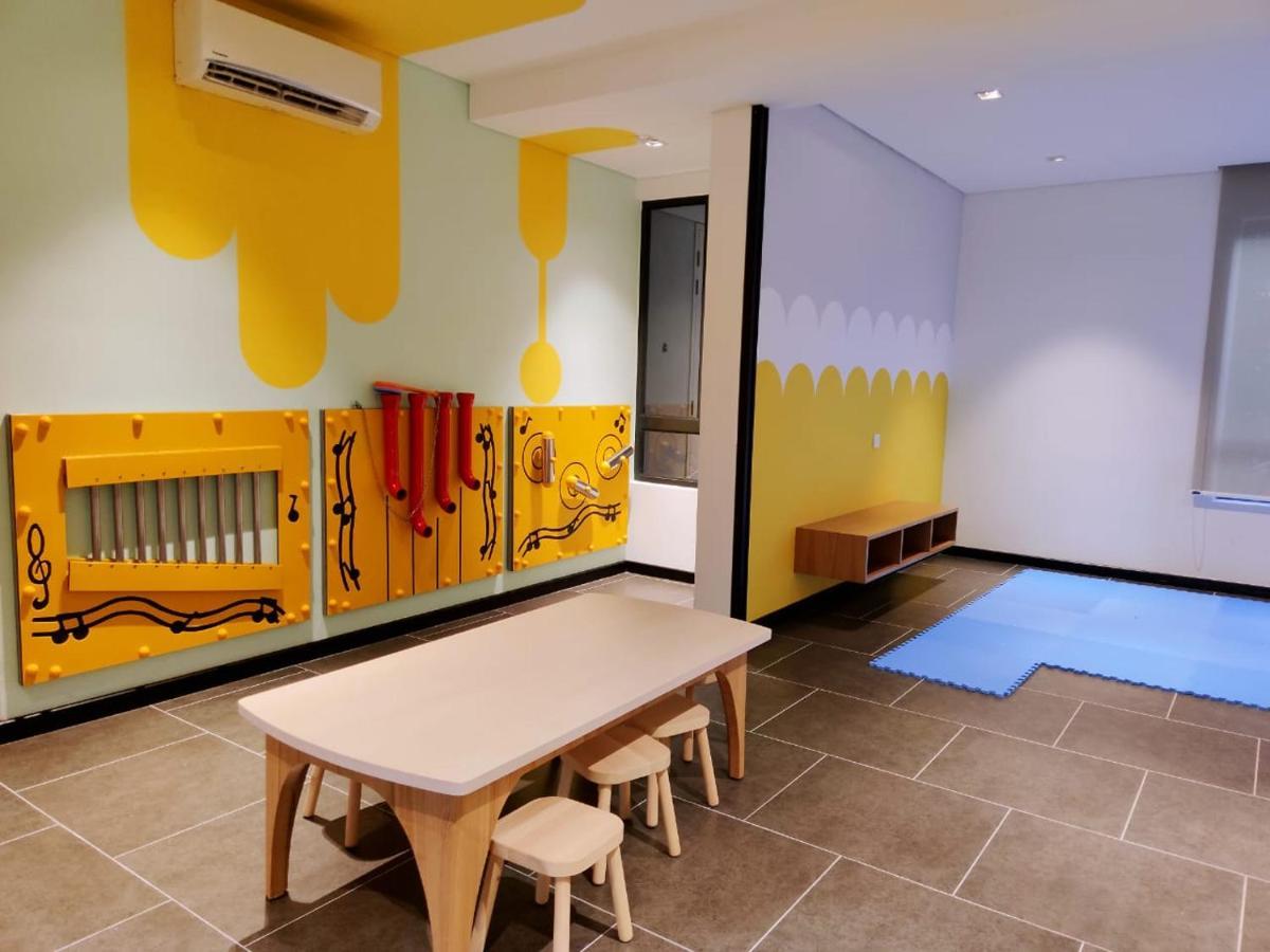Maxine Suites Kuala Lumpur Exteriör bild